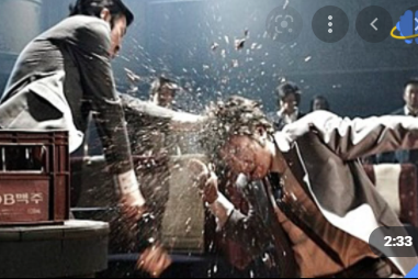  비웃었냐는 말에 맥주병으로 머리 내려친 20대여자 왜 그런걸까?