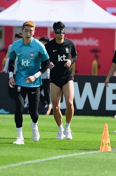  카타르 월드컵 마스크맨 손흥민 대한민국 H조 경기일정 시간 알아보자