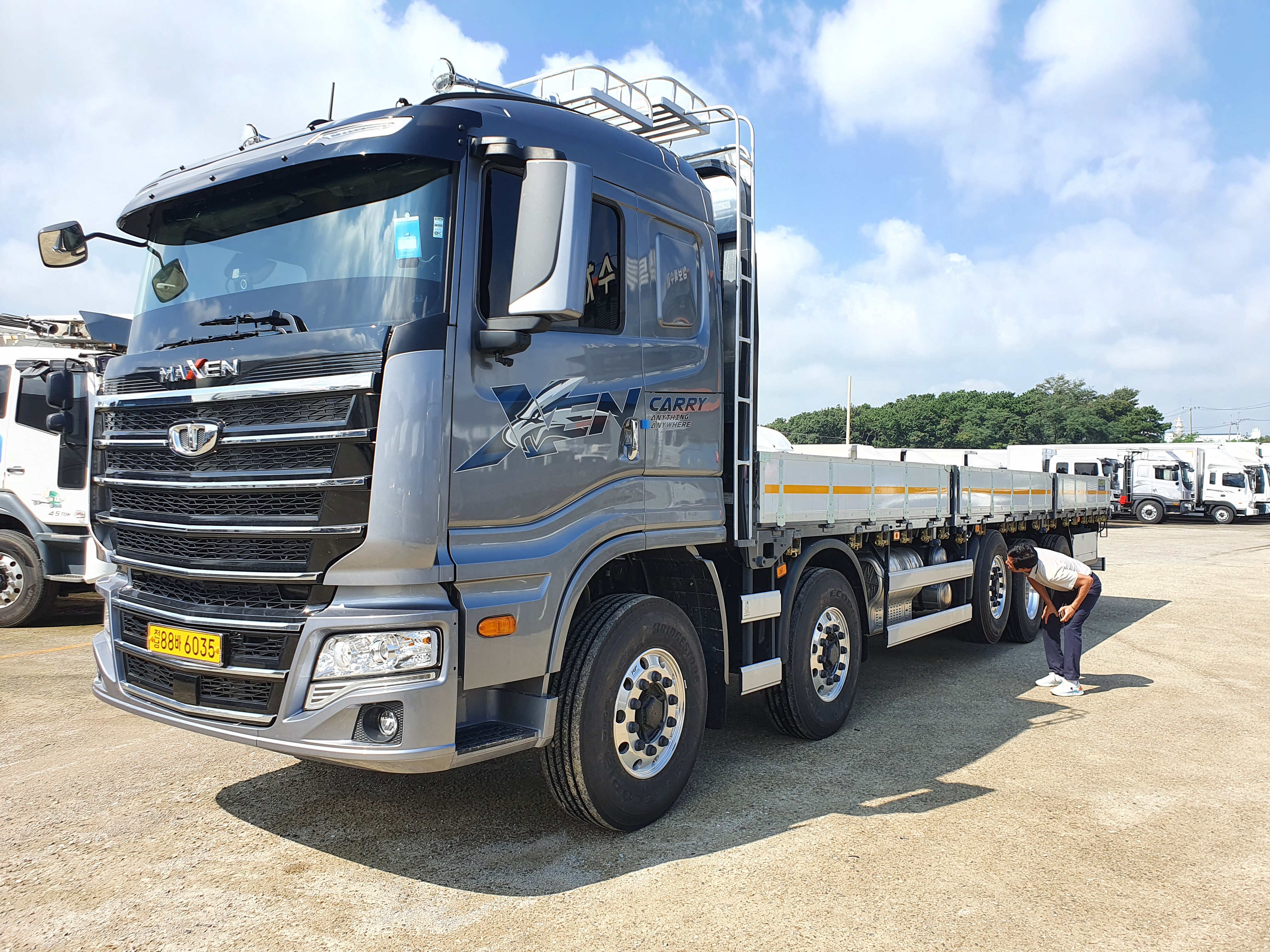  타타대우 맥쎈25톤카고 2022년2월등록3천키로신차그대로특트럭 www.specialtruck.co.kr카고