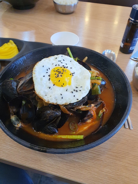  친구들과 다여온 여행 그리고 빙빙반점