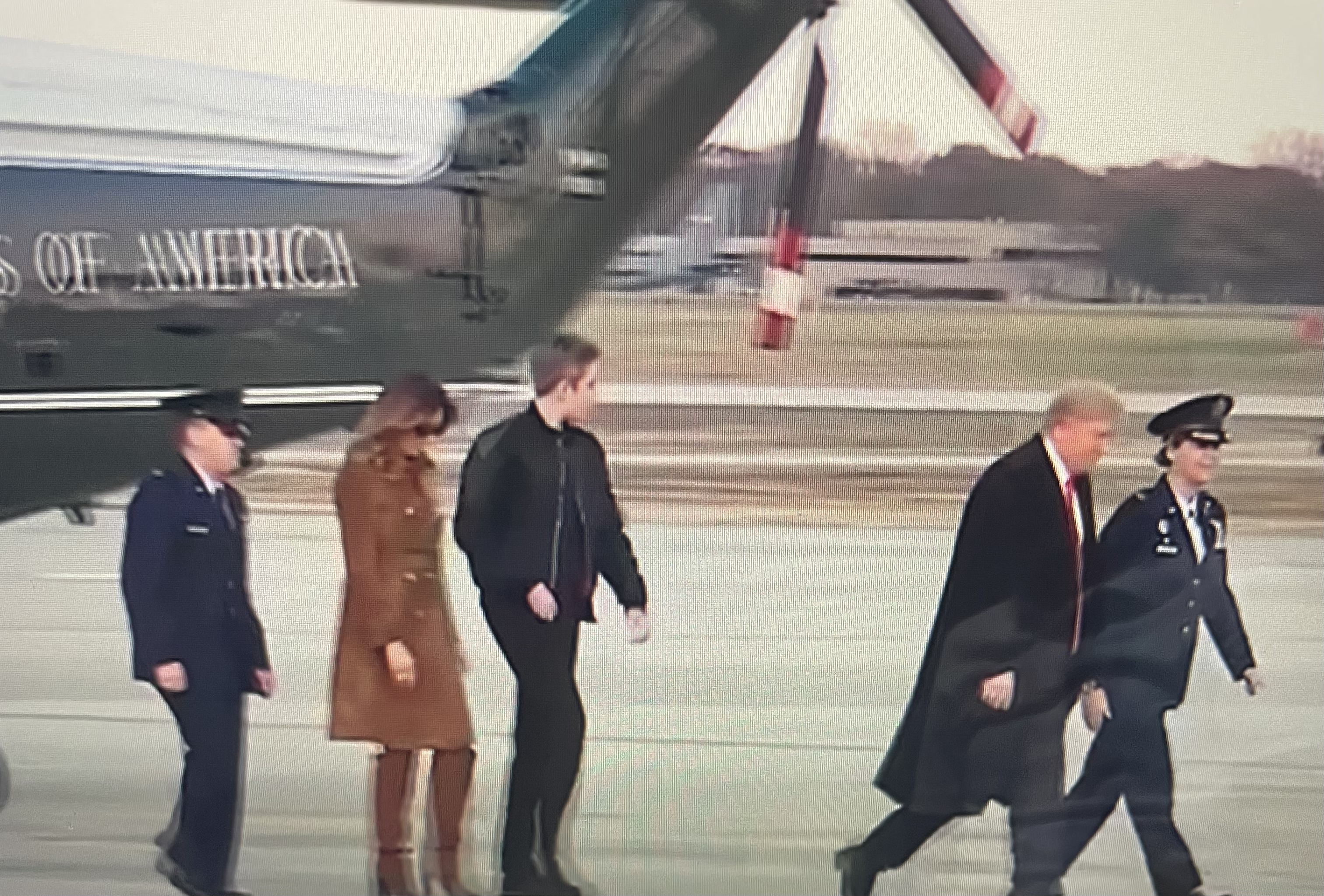 브레이크뉴스] [현지 보고]키 크고, 잘생긴 바론 트럼프