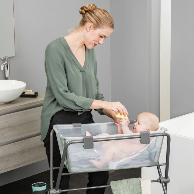  스토케(STOKKE)는 접이식 아기욕조 ‘플렉시바스(Flexi Bath)