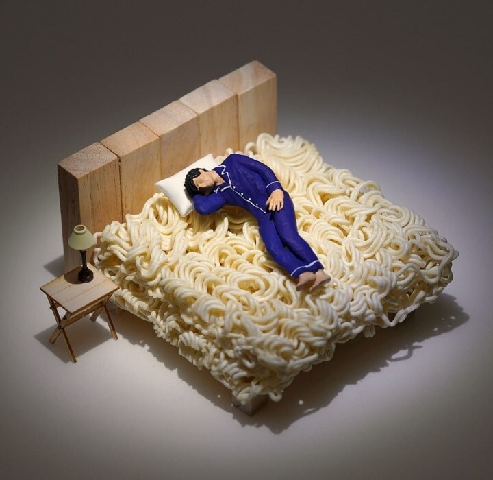  숙면 취하고 싶다면 편안한 침대에서!