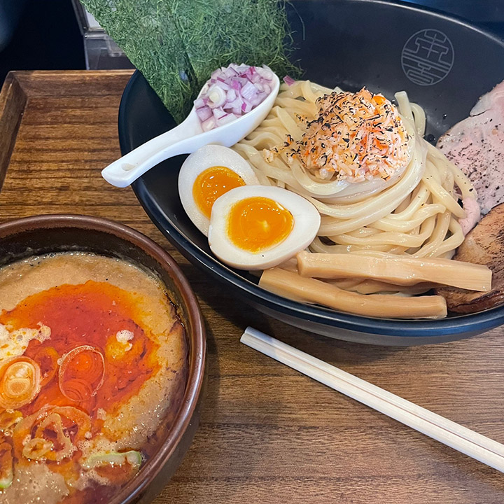  홍대 연남동 츠케멘 맛집 혼네 HONNE 쫄깃한 면발이 일품