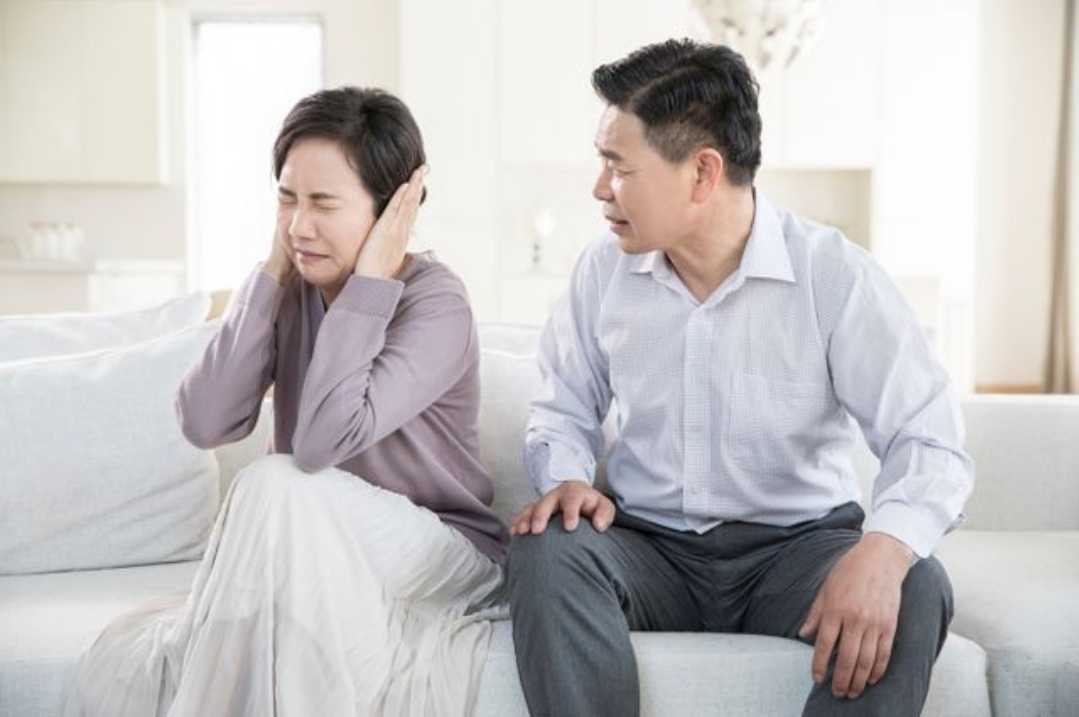  돌싱이 꼽은 명절 부부갈등 1위… 남성은 '체류시간', 여성은?