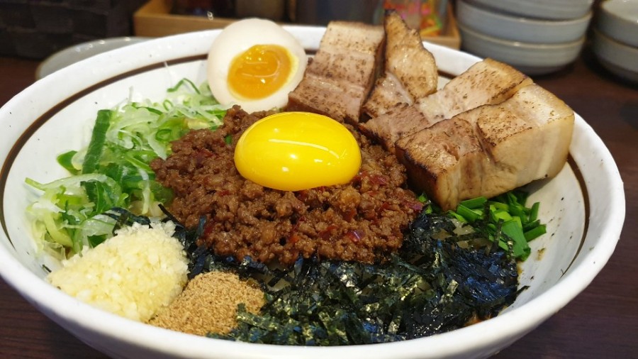  송파 잠실 송리단길 맛집 멘야하나비. 유명한데는 이유가 있다.