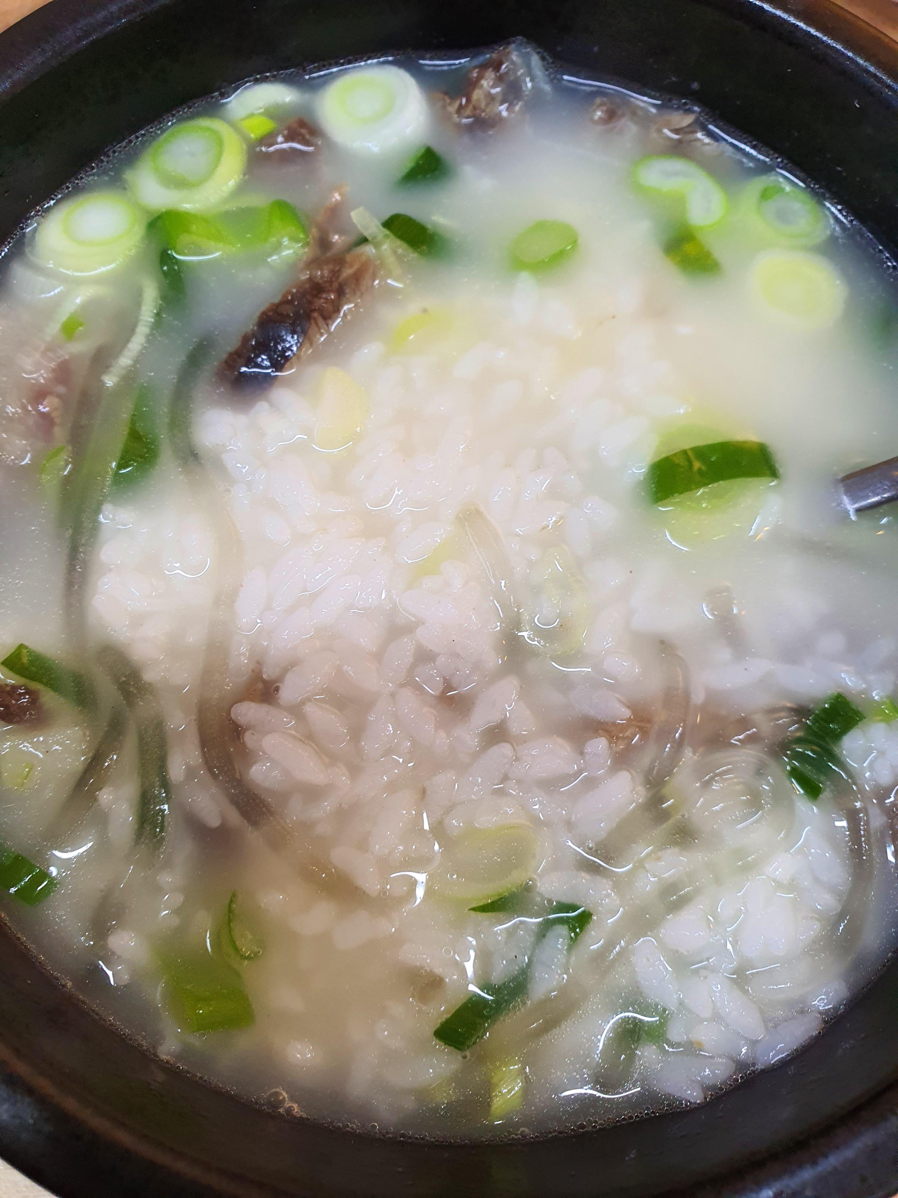  온양온천시장 소머리국밥 맛집 새벽집을 다녀왔다.