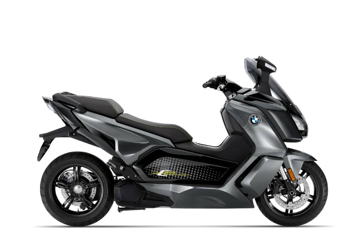 전기 스쿠터 BMW C 에볼루션 ( BMW C Evolution ) 기능 제원 가격 장점 단점 무엇일까 ?