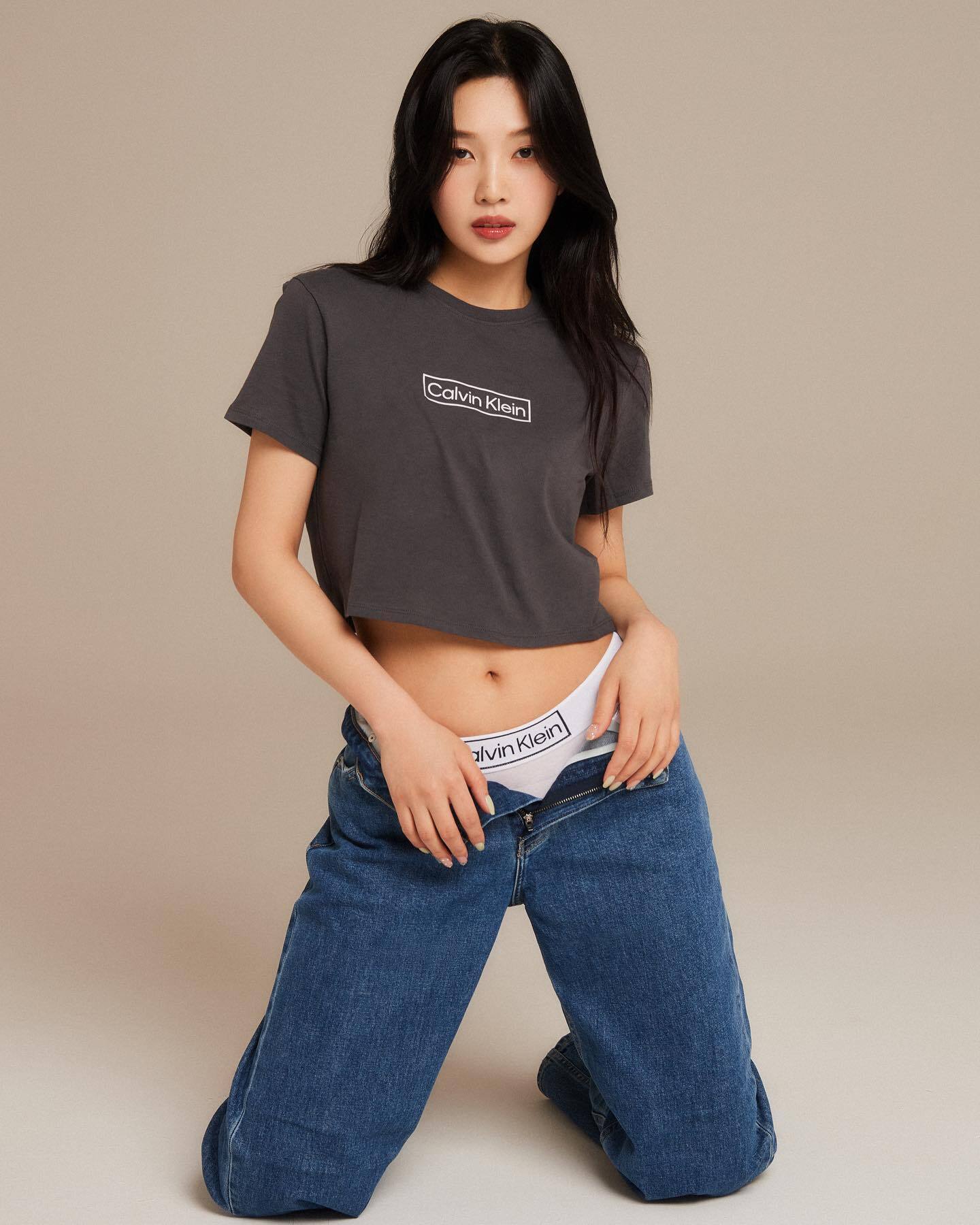  레드벨벳 조이(JOY) 켈빈클라인 속옷 광고 사진모음