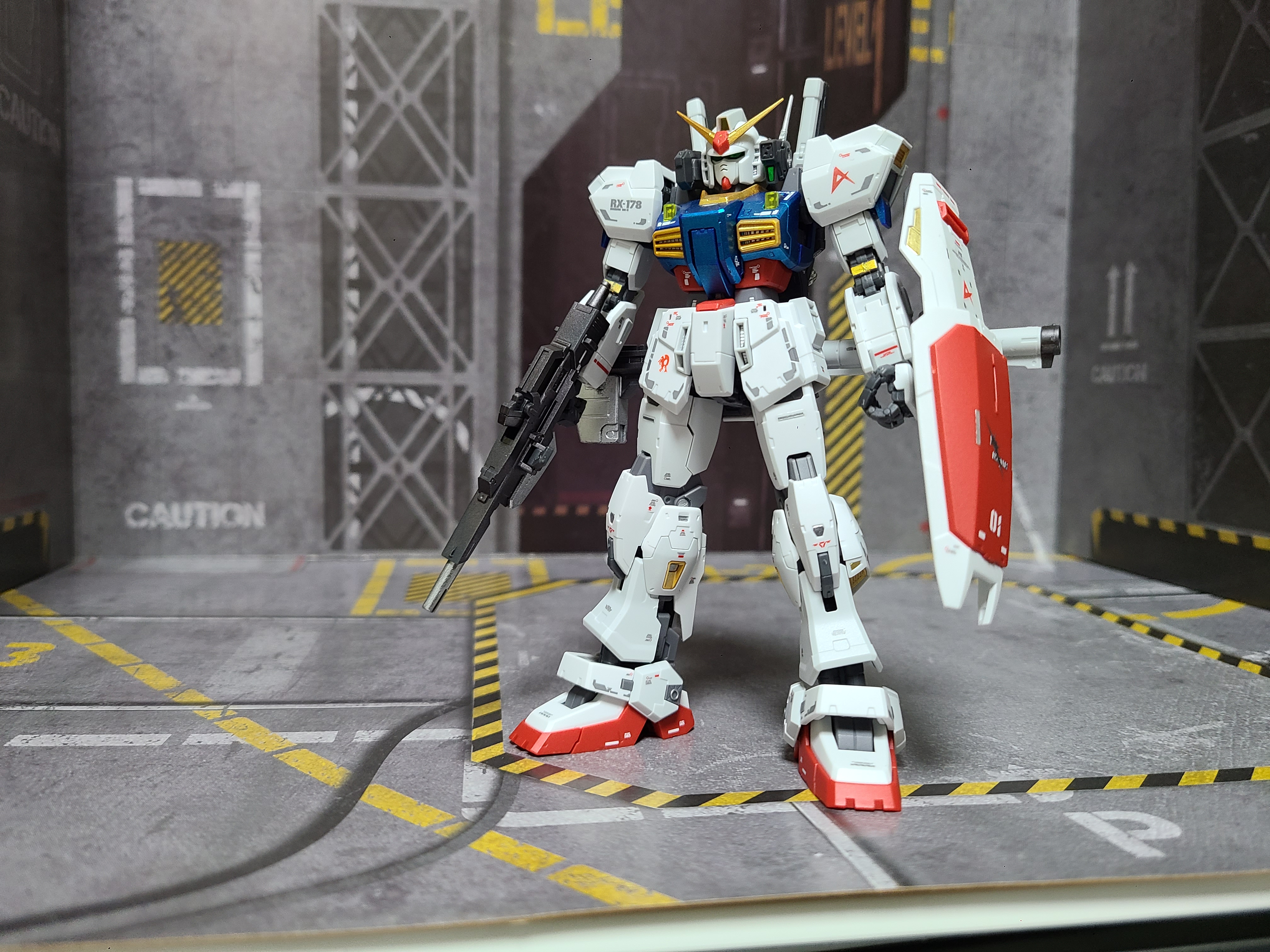  RG)건담 마크2 아무로컬러 버전(클럽G한정)