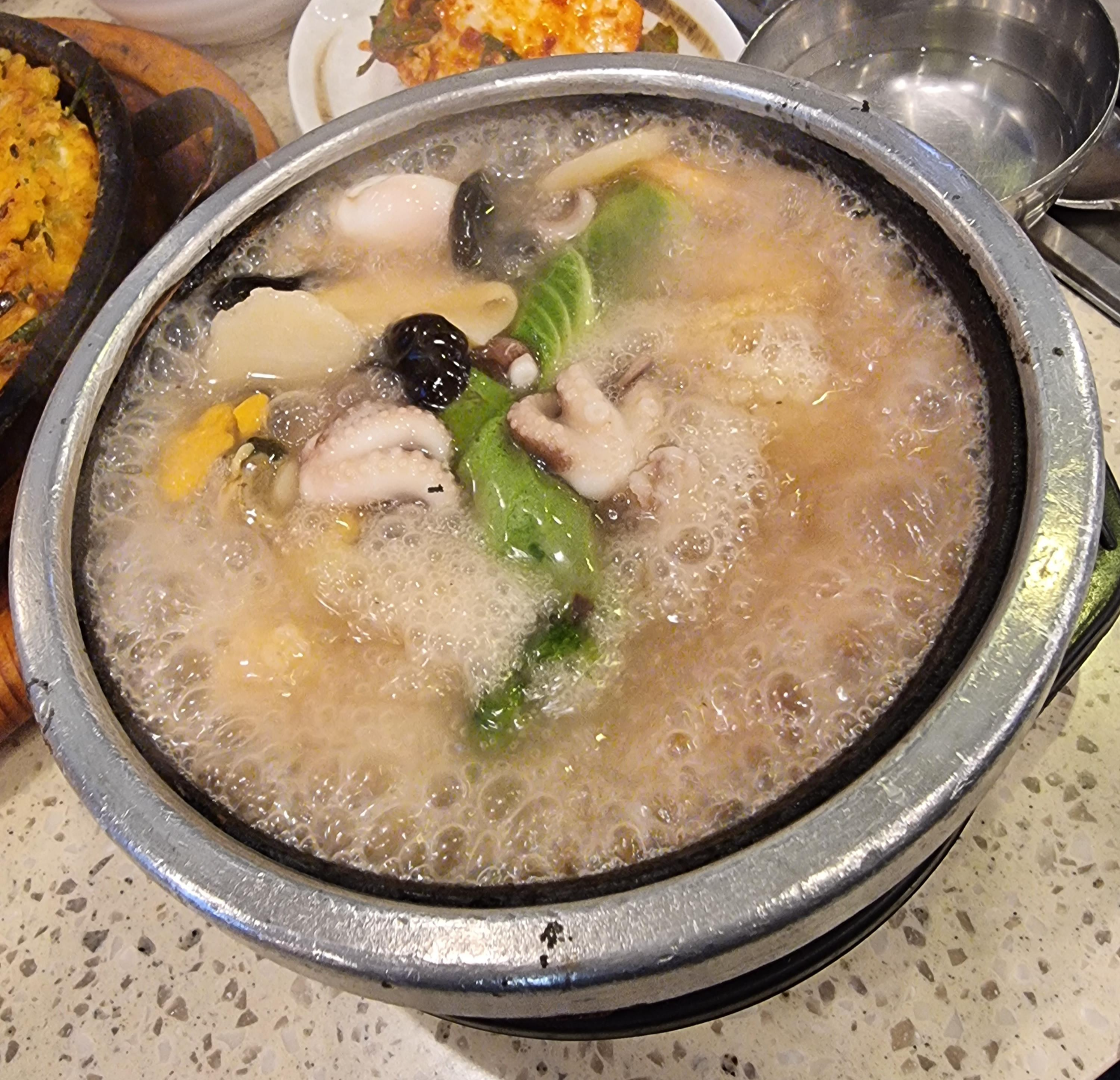  인천 계양구 계산동 몸보신에 좋은 전민규의 황제 누룽지탕 찹쌀탕수육 맛집 각종모임 단체석 200석 완비