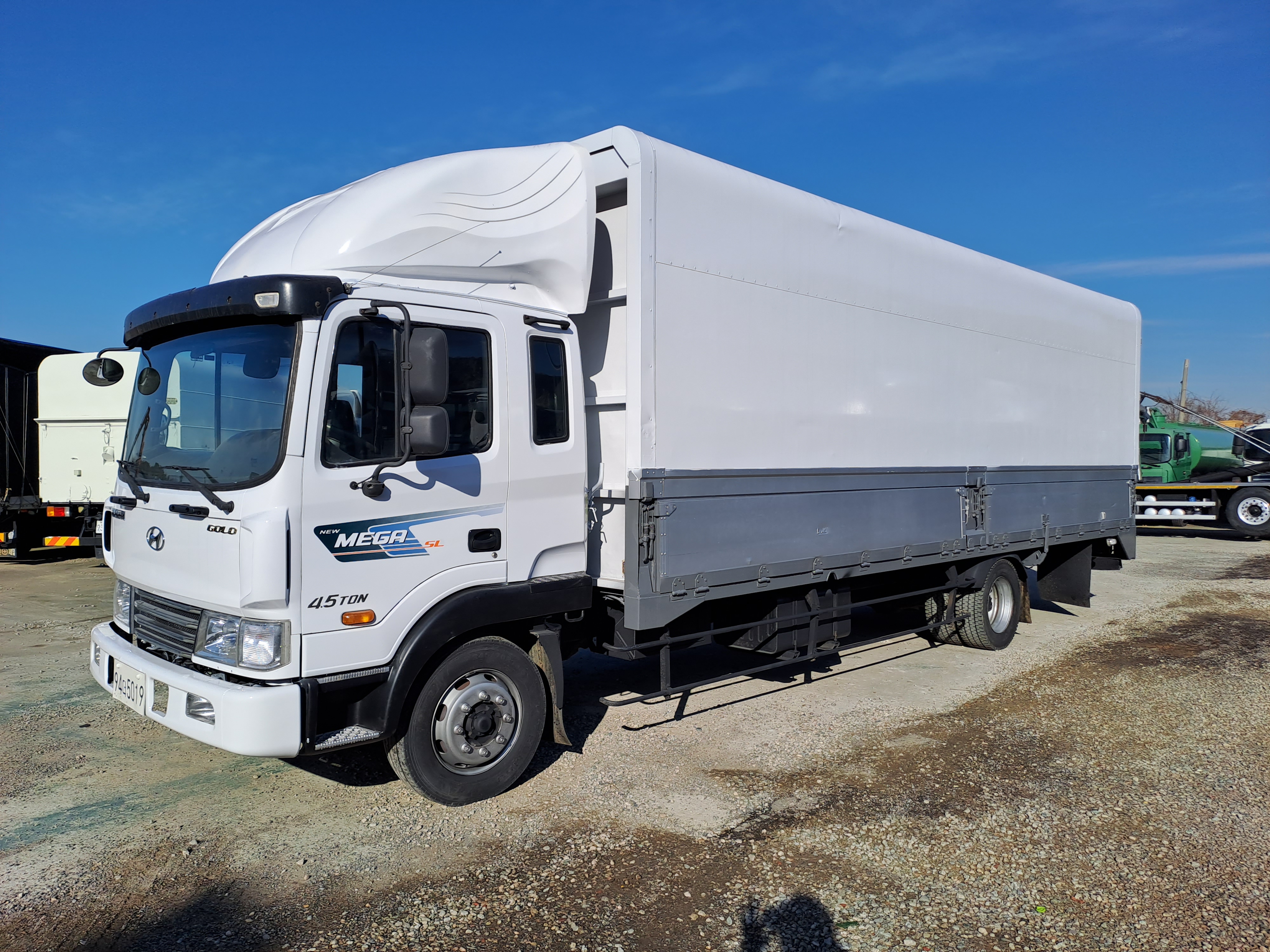 4.5톤 5톤극초장축윙바디단발윙바디2008.5등록89만키로8미터 윙길이특트럭 www.specialtruck.co.kr