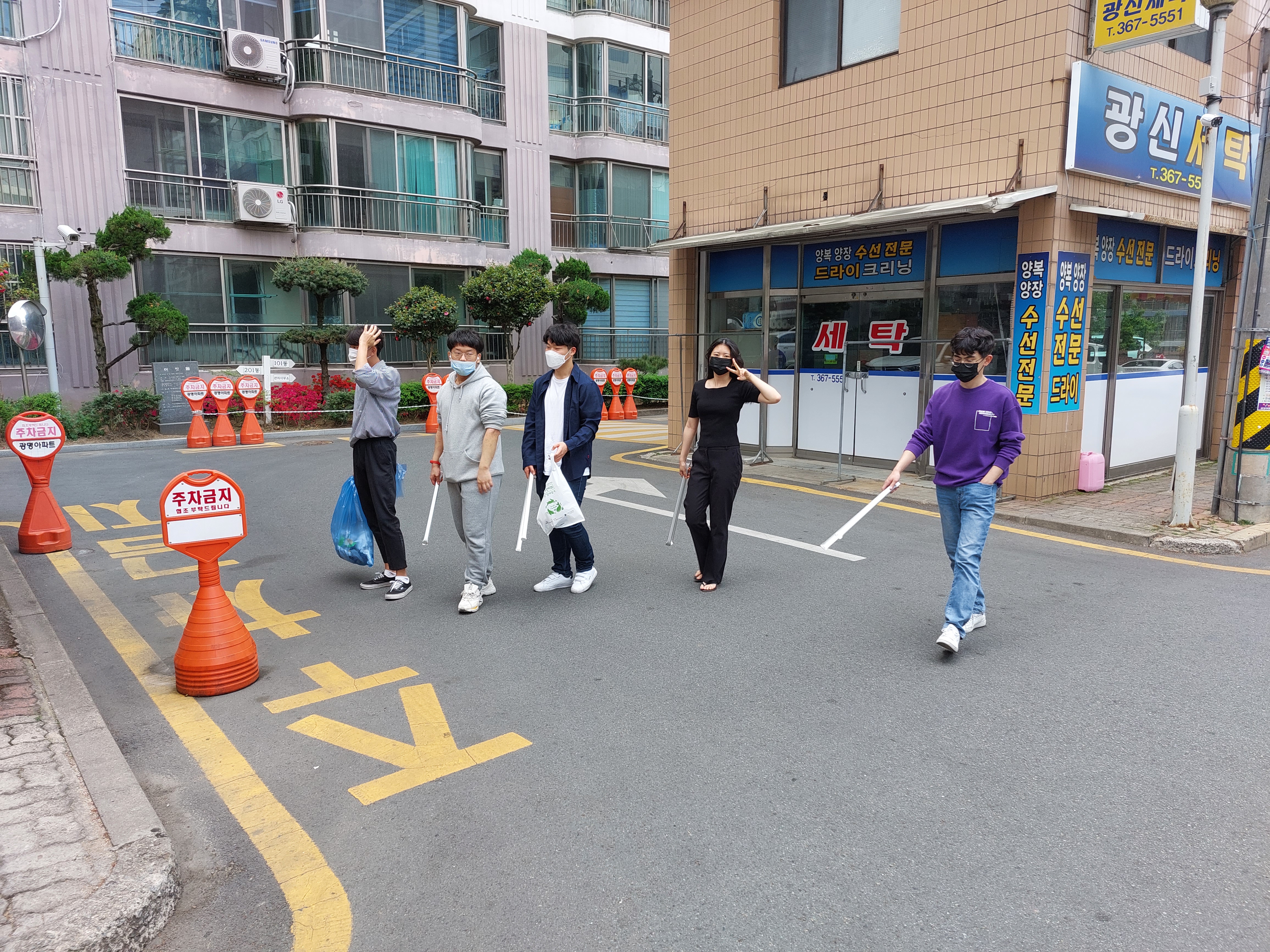  인성바른 청소년들의 올바른 봉사생활 (4.23)