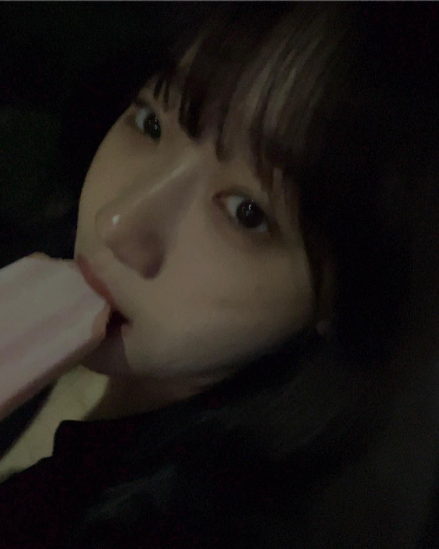  최유정, 어두운 상황에서 빛나네…청순한 귀요미 가득