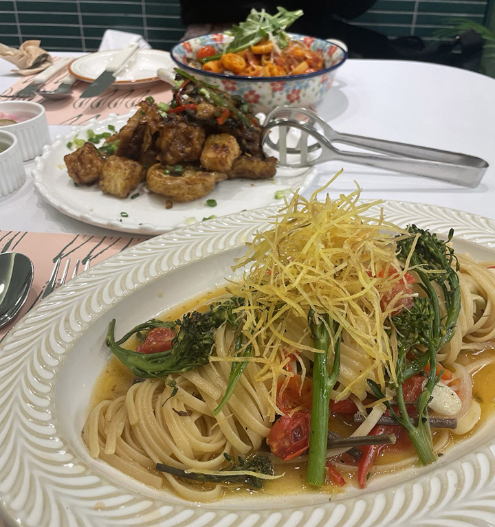  코엑스 채식 맛집 플랜튜드 버섯 두부 강정 무조건 드세요