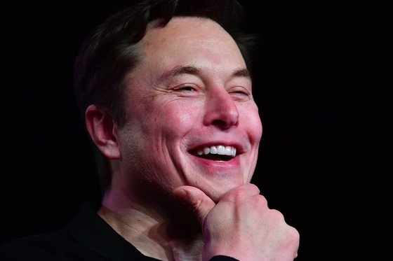 세계 1위 부자 일론 머스크(Elon Musk), 과연 어떤사람일까?