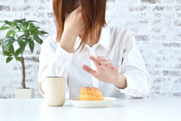  급격히 밥맛 떨어진다면 혹시 이 병?