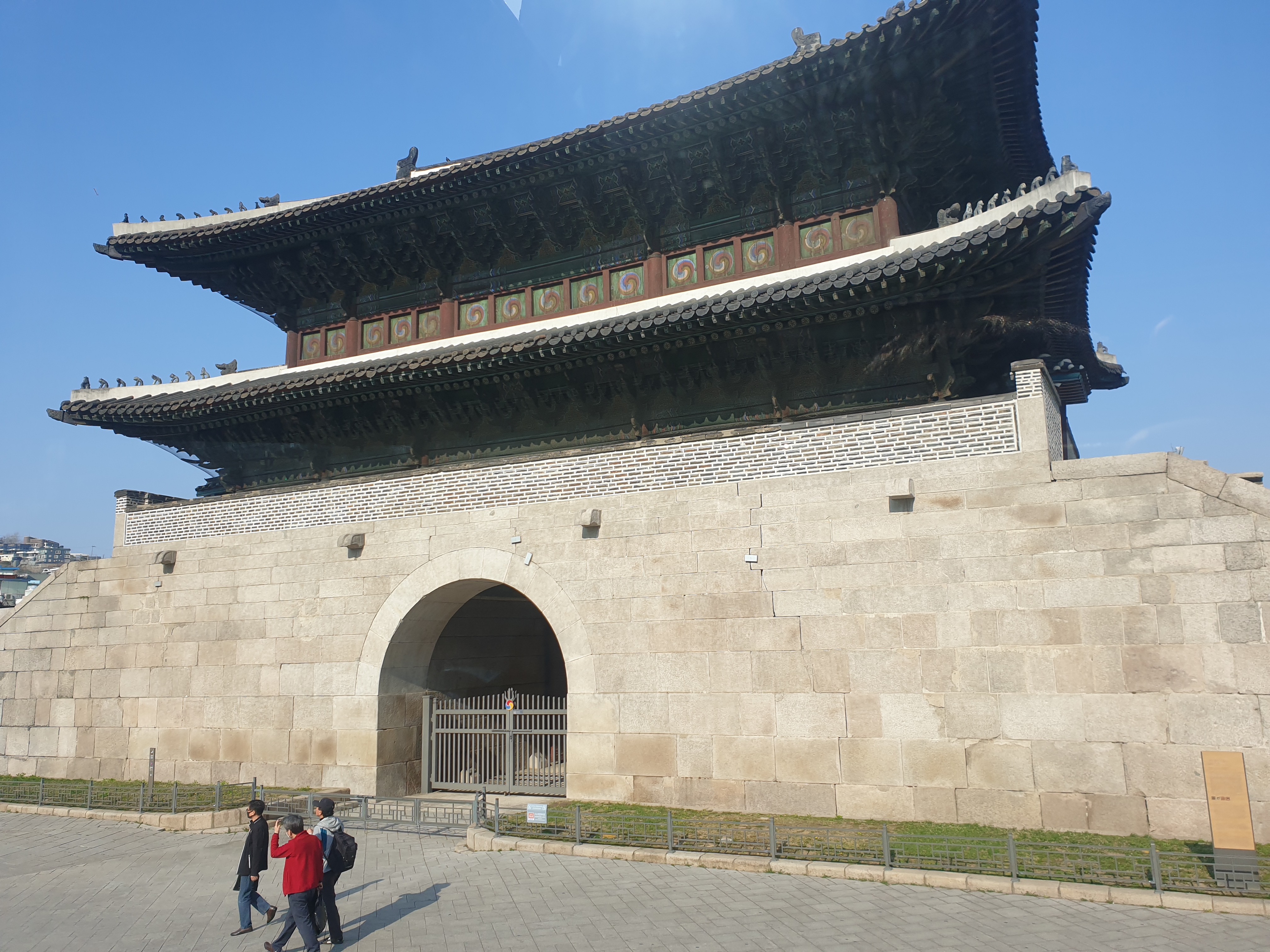  흥인지문