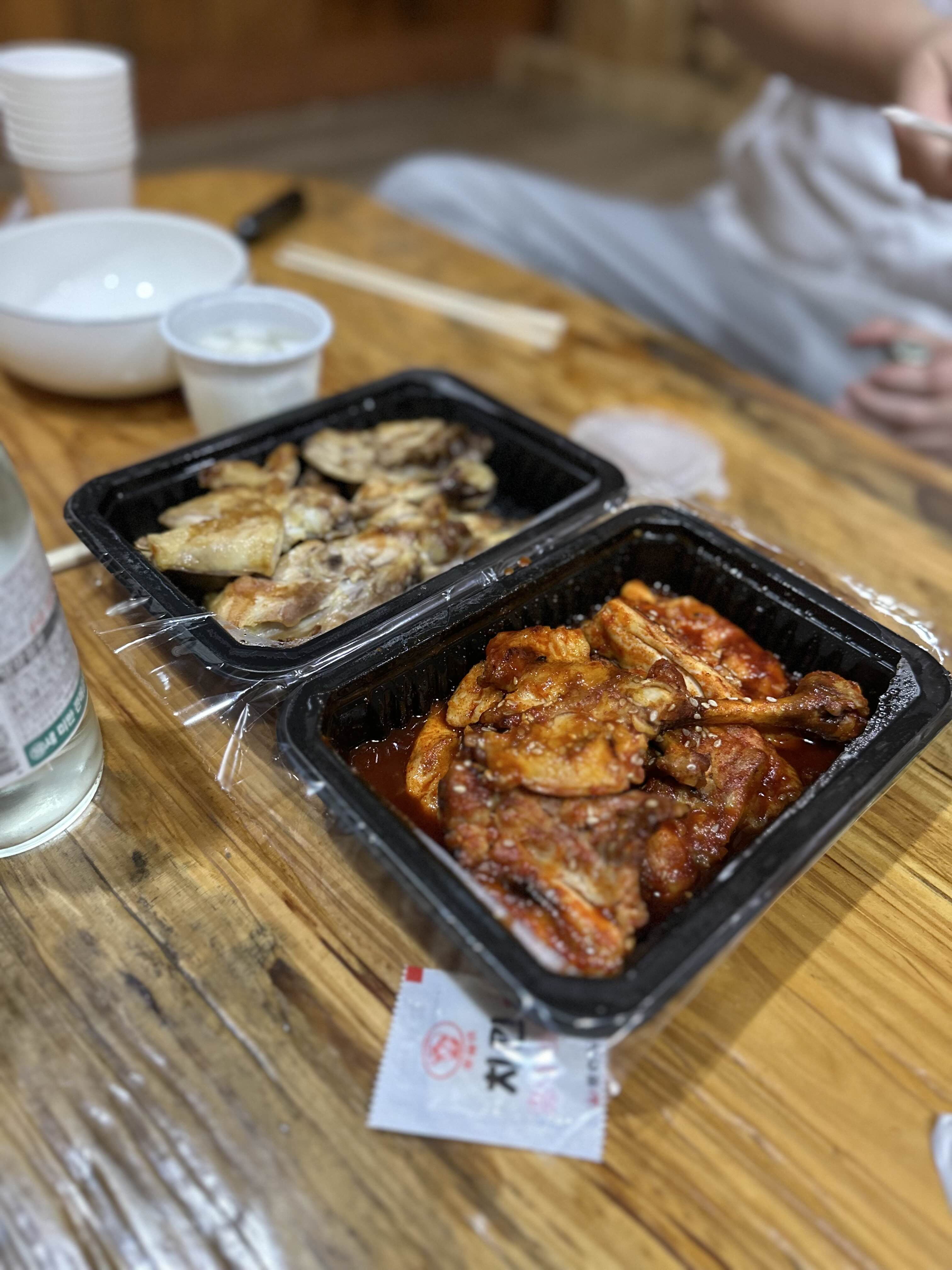 [남문숯불바베큐&치킨 본점] 제주 치킨 맛집 제주 공항 근처 숯불바베큐 치킨 맛집 ‘남문숯불바베큐&치킨 본점’
