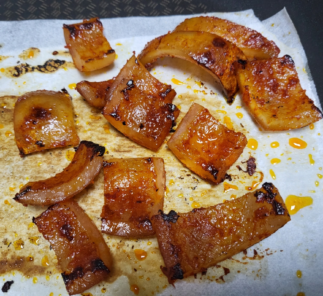 단돈 1천 5백원에 행복~! 배부르고 맛있게 쫄깃!하게 돼지껍데기 요리 : )