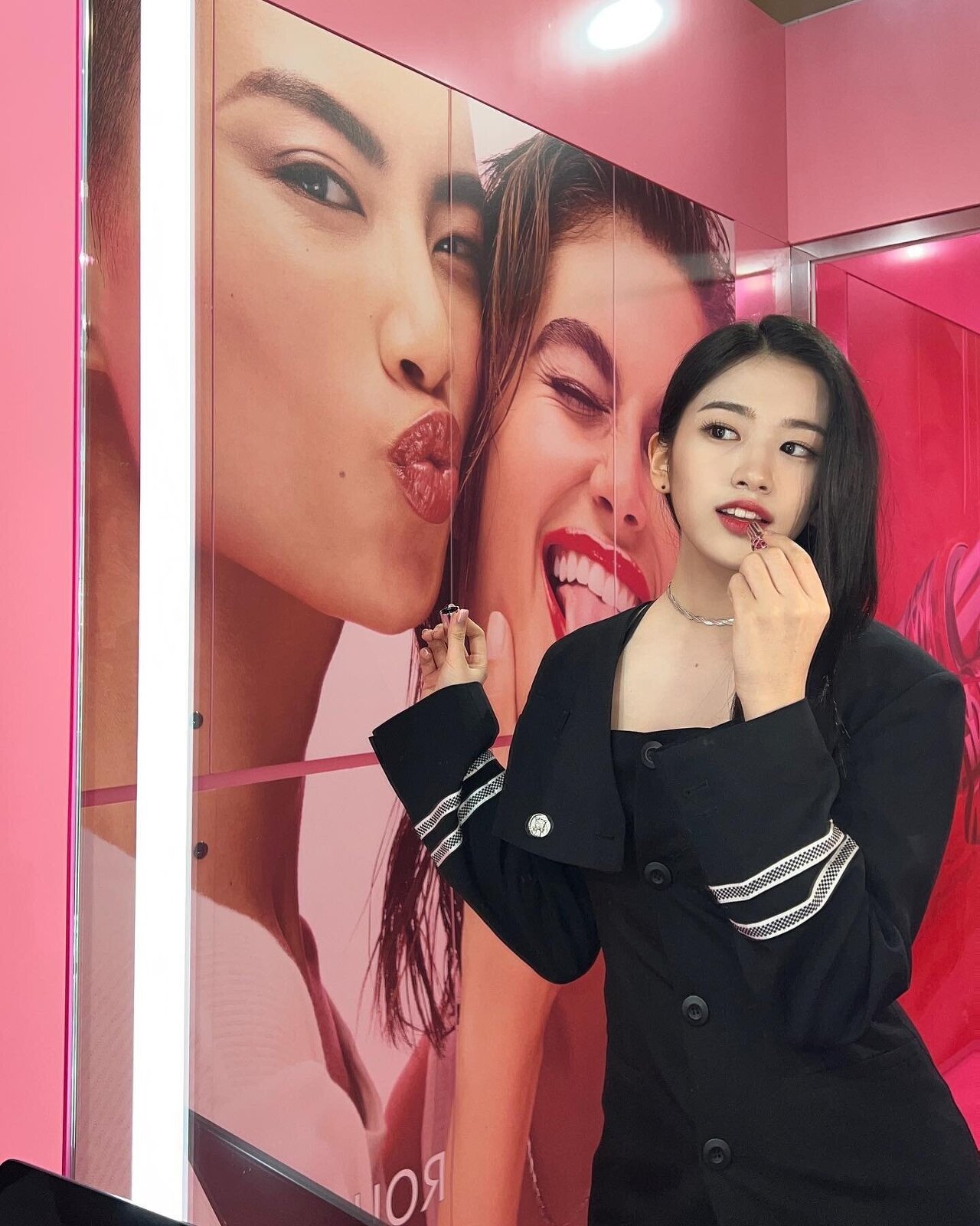 아이브 유진 입생로랑 사진모음