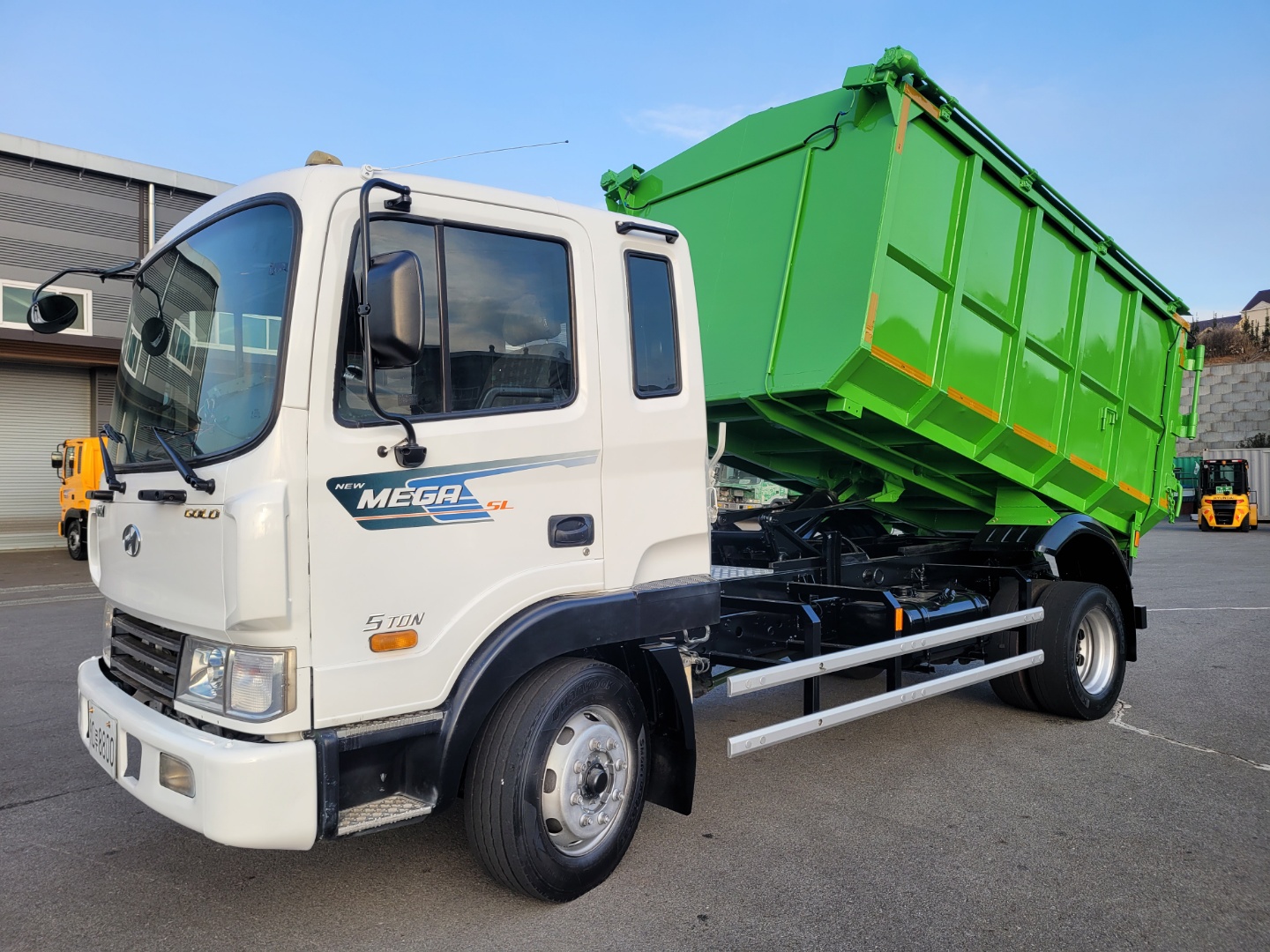  현대 메가 5톤진개덤프07년4월156,000Km