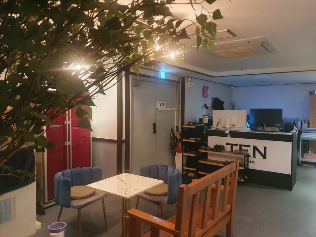  익산 마사지 구인구직을 찾는다면 텐아로마에서~~ 힐링근무를 !!