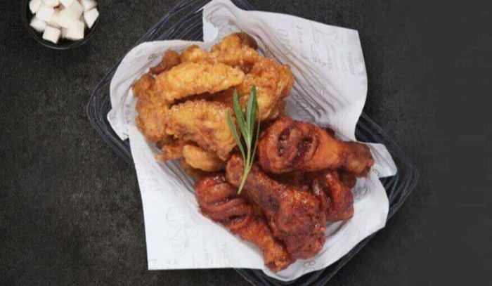 교촌치킨 반반콤보