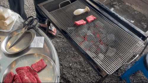 과천 맛집 어울더울 정육식당 고기 굽는 영상