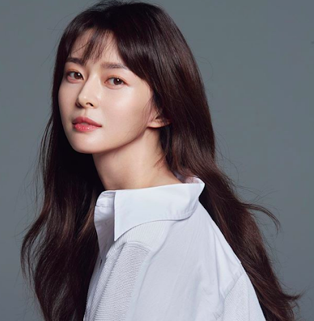  탤런트 권나라