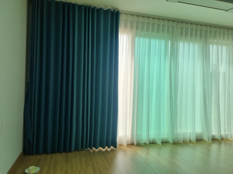 홍성커튼 이미지