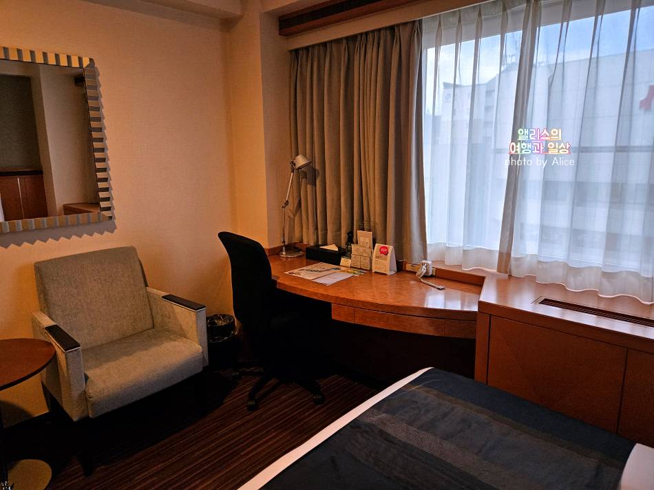 하카타역 근처 아나 크라운 플라자 후쿠오카 호텔 스탠다드룸 트윈룸