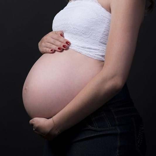 자궁근종의 원인&#44; 낮은 출산율과 높아지는 비혼률