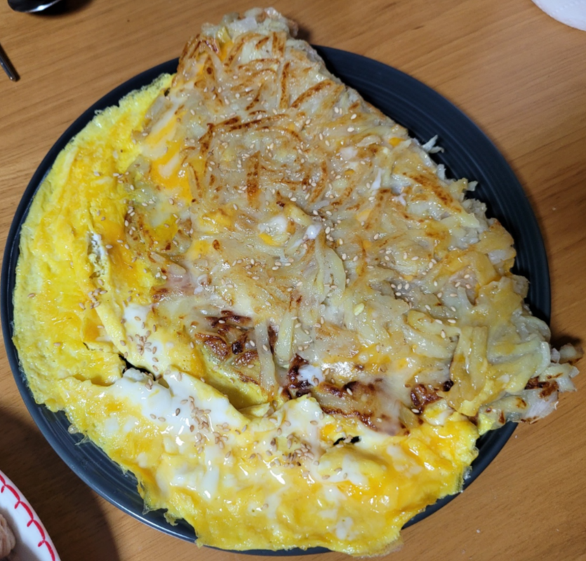  어른도 아이도 좋아하는 치즈가 늘어나는 감자전 만드는 방법, 채썬 감자로 만드는 감자전