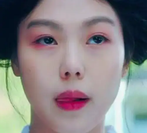 김민희-배우-사진
