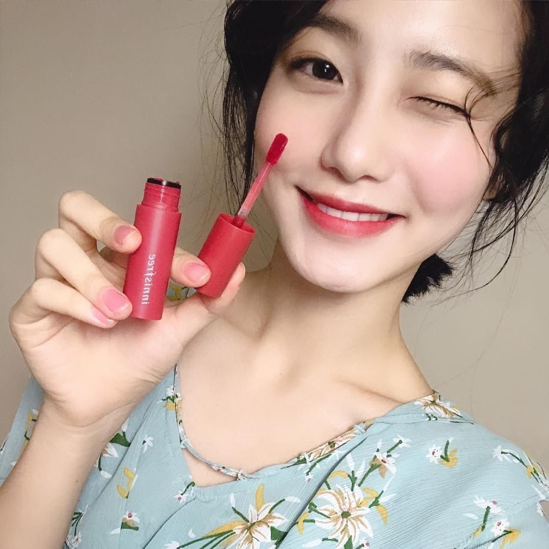  배우 신예은 리즈 시절 및 성형 여부 재조명