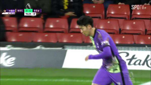  손흥민 리그 3호 도움.gif