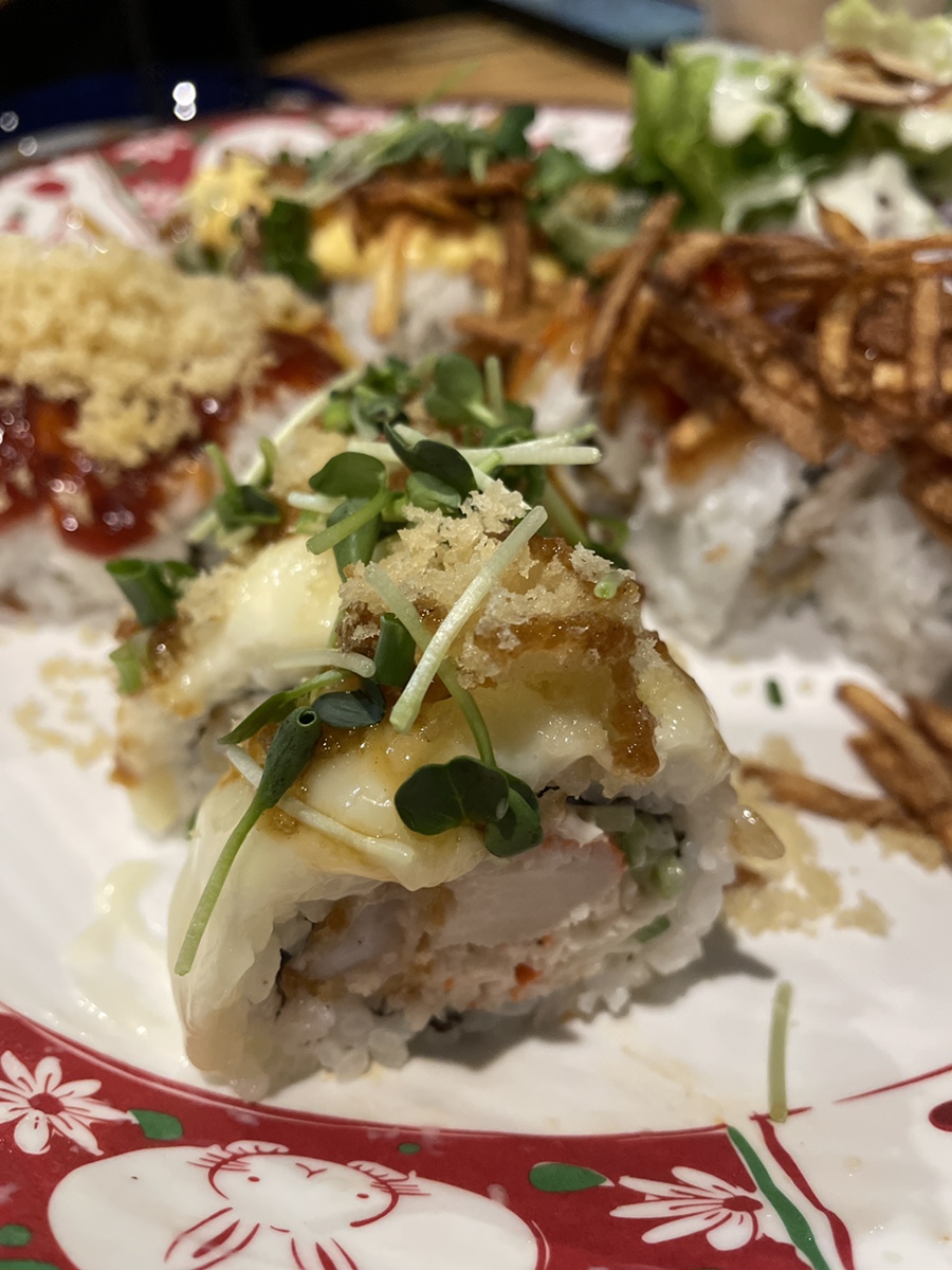 동편마을 맛집 하이롤