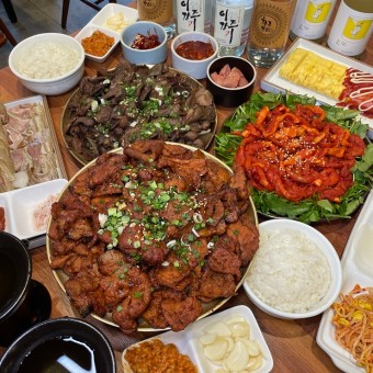 석쇠불고기 황태김치찌개