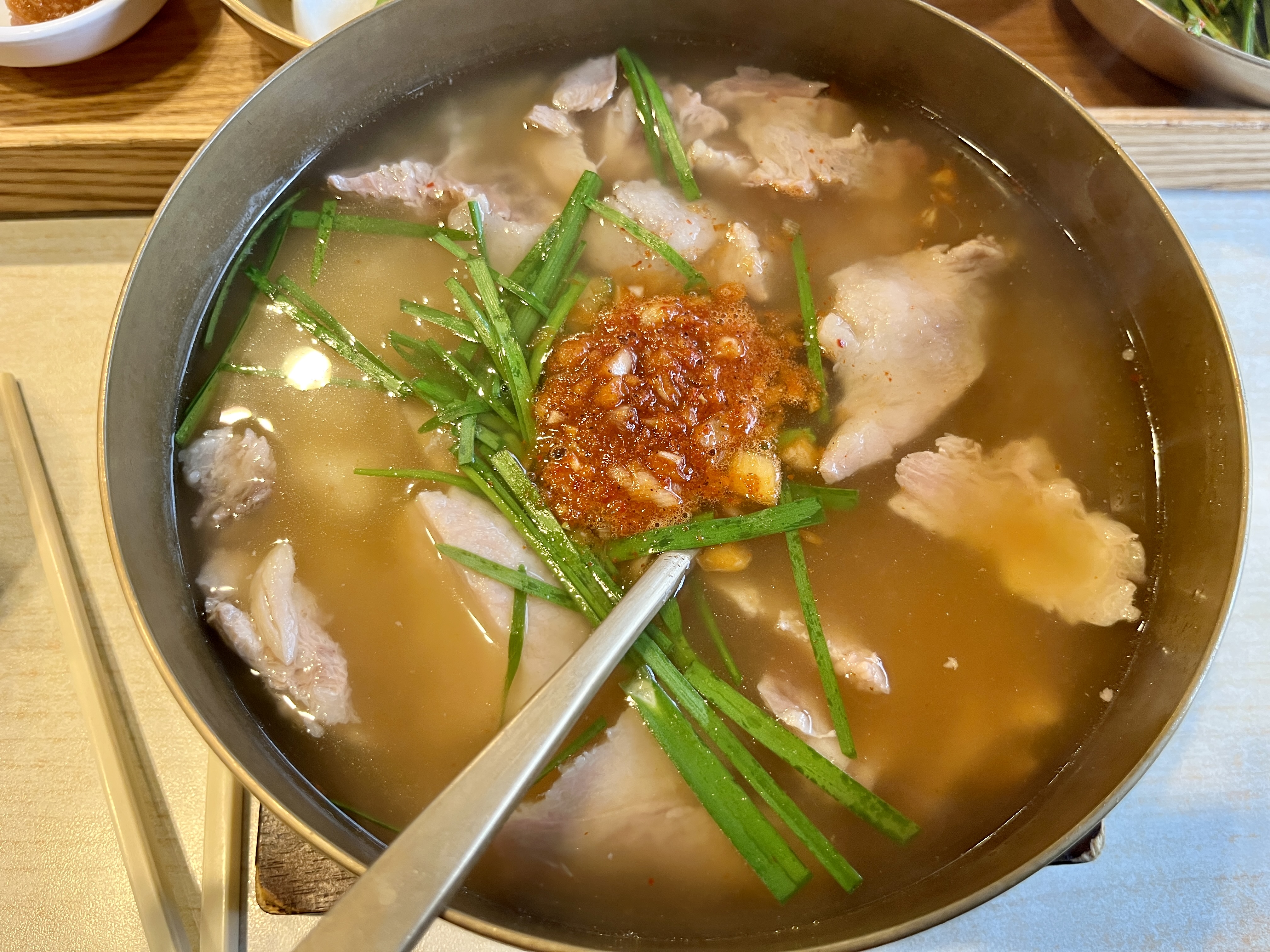 토렴국밥 (10&#44;000원)