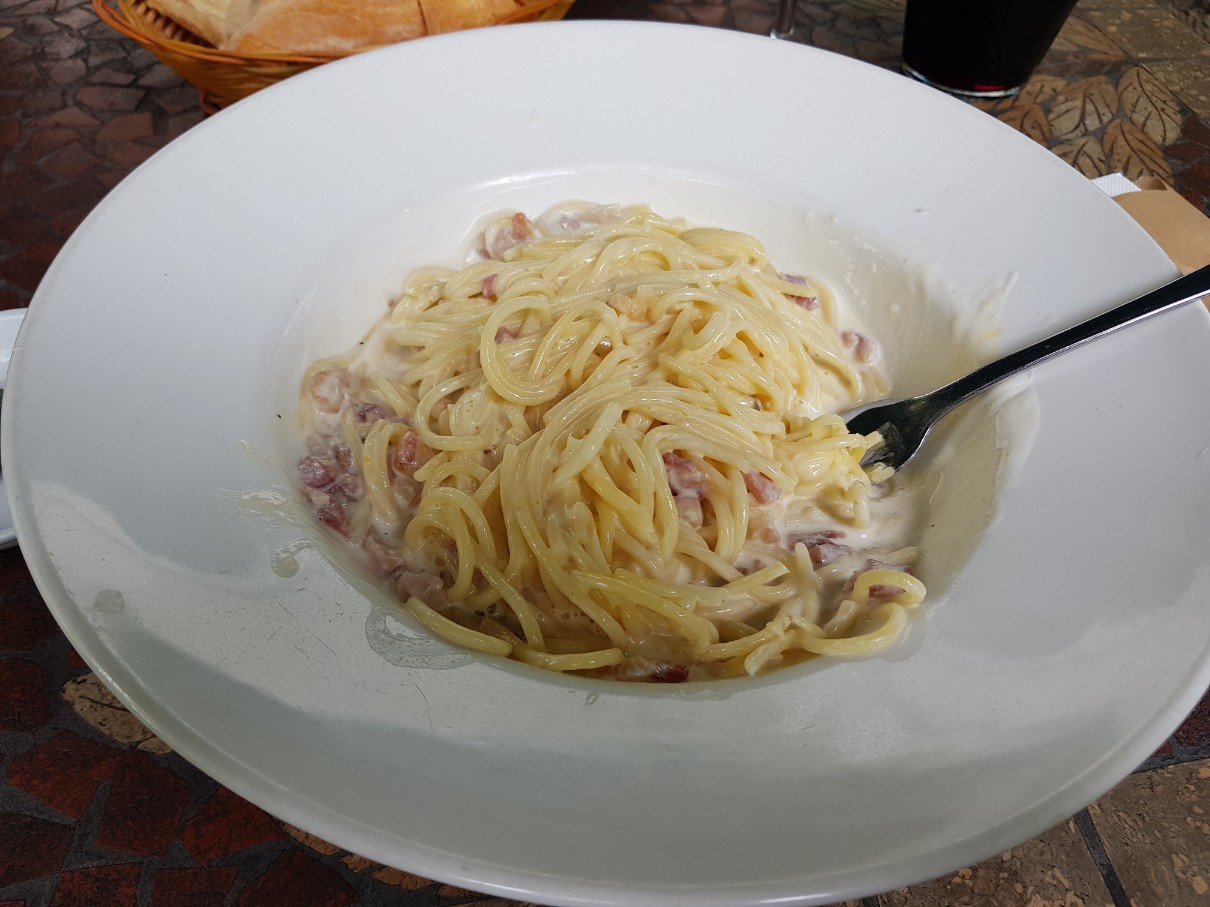 호치민 1군 레탄톤 일본인 거리 프렌치 레스토랑 Le Jardin - Spaghetti with bacon and cream