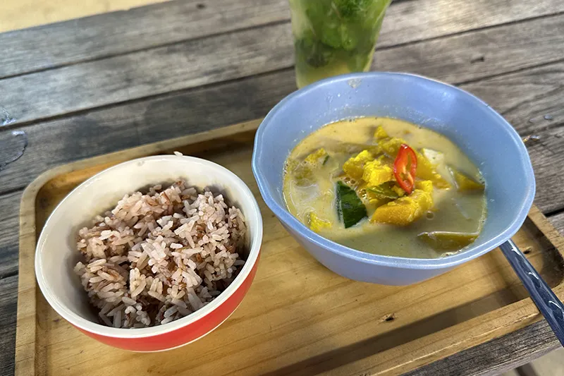 치앙마이 파플로엔 마켓 음식