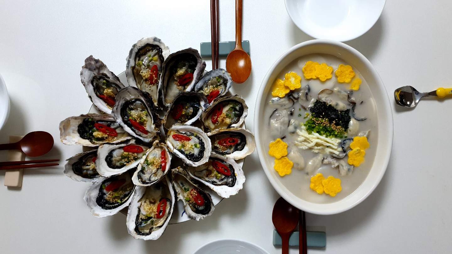  통영직송 석화 하프셀(반각굴), 문수전복에서 왔어요.