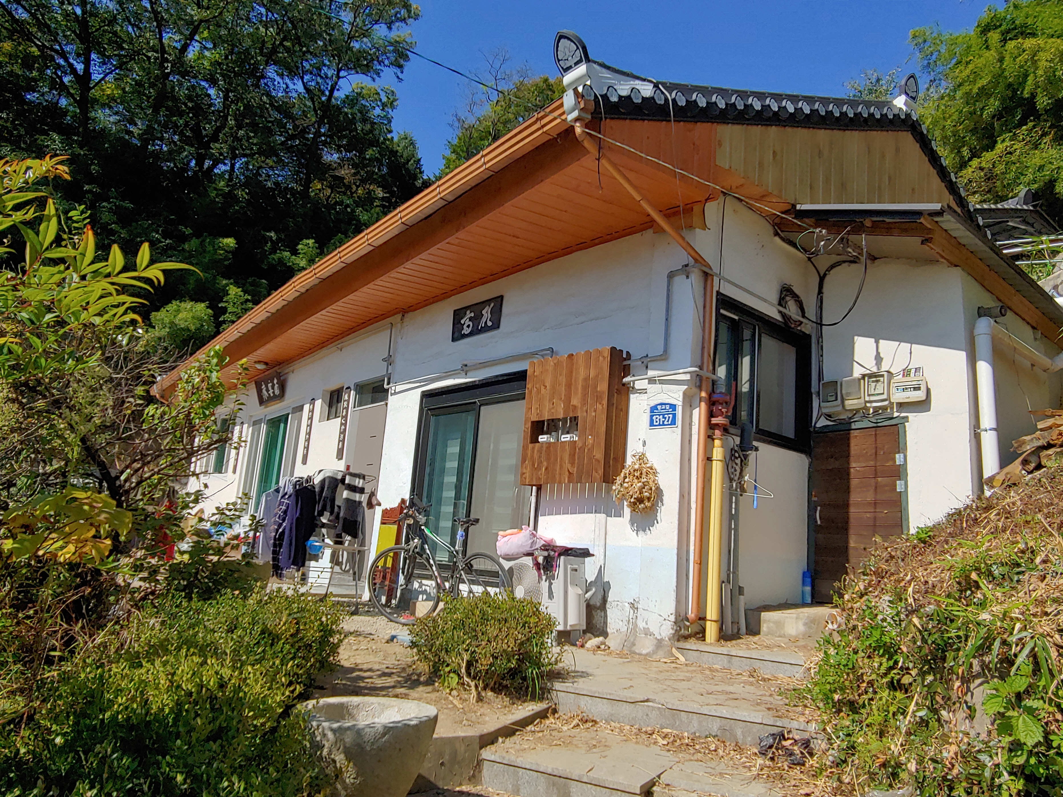 전주한옥마을 가볼만한 곳, 은행나무가 너무 멋진 전주향교 - 휴식같은 여행으로의 초대 이미지