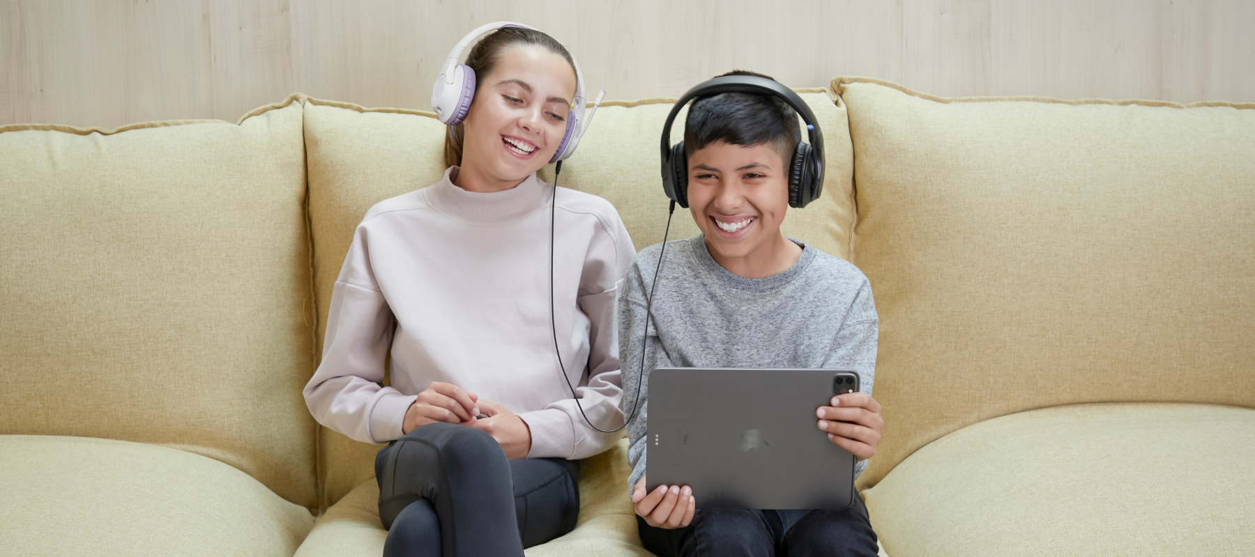 벨킨(Belkin)이 사운드폼 인스파이어 어린이용 오버이어 헤드셋(SoundForm Inspire Over-Ear Headset for Kids)의 출시를 오늘 발표