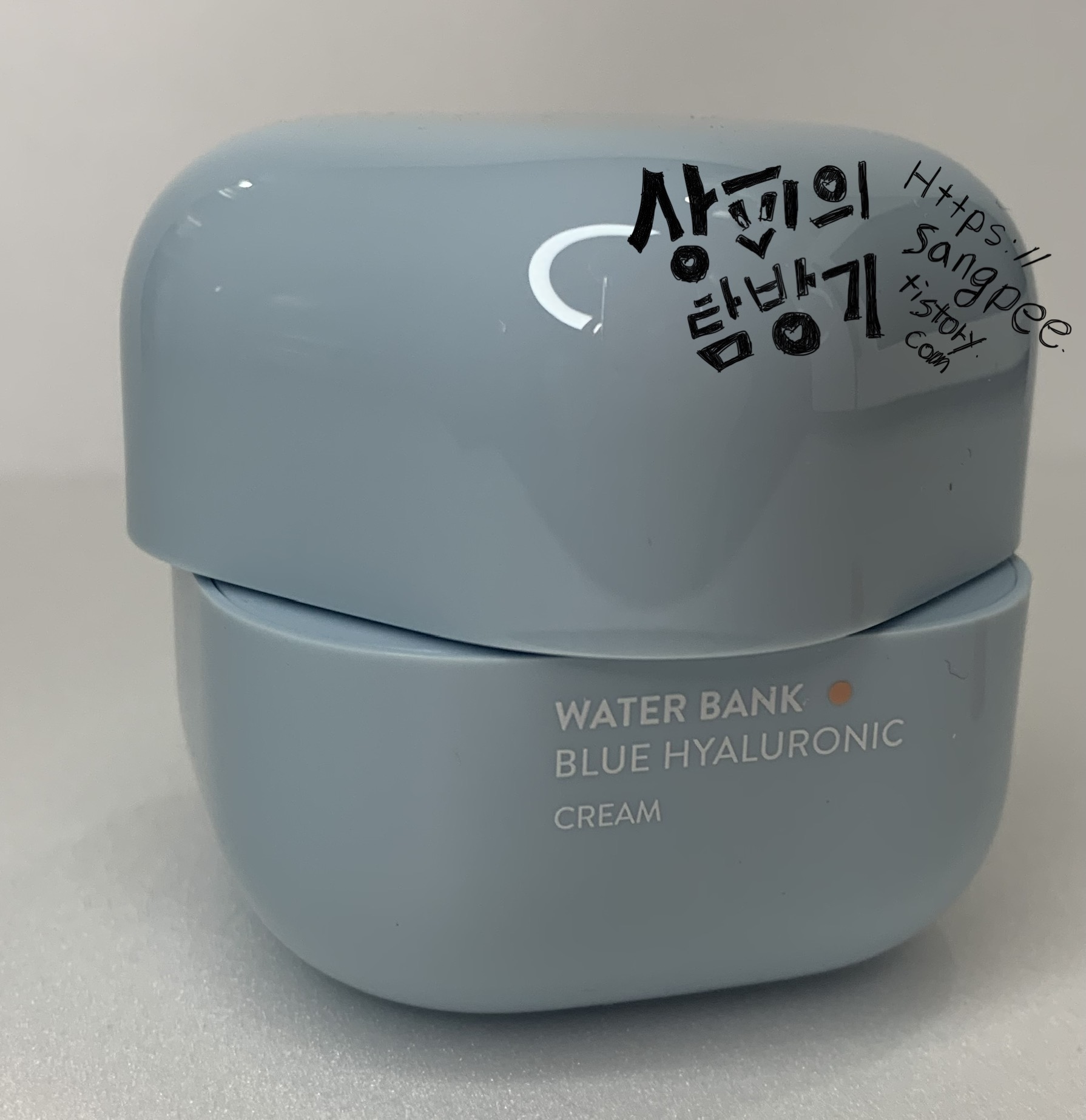 김유정 수분크림 워터뱅크 전성분 수분크림 히알루론산 라네즈 아모레 환경 공병포인트 김유정 수분크림 워터뱅크 전성분 수분크림 히알루론산 라네즈 아모레 환경 공병포인트