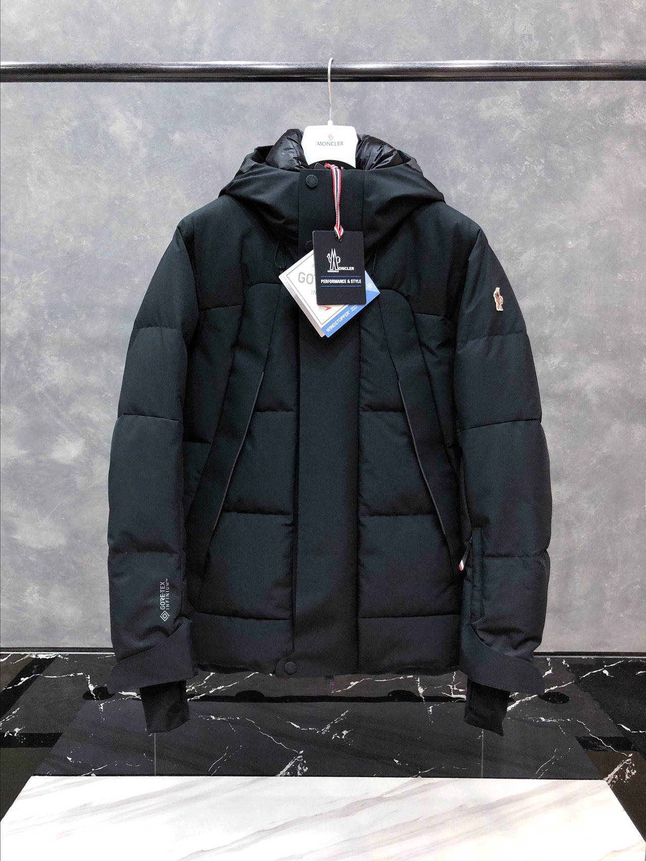  [MONCLER] 몽클레어 그레노블 패딩 다운 자켓 (2 COLOR)