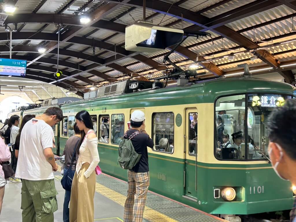 가마쿠라행 열차