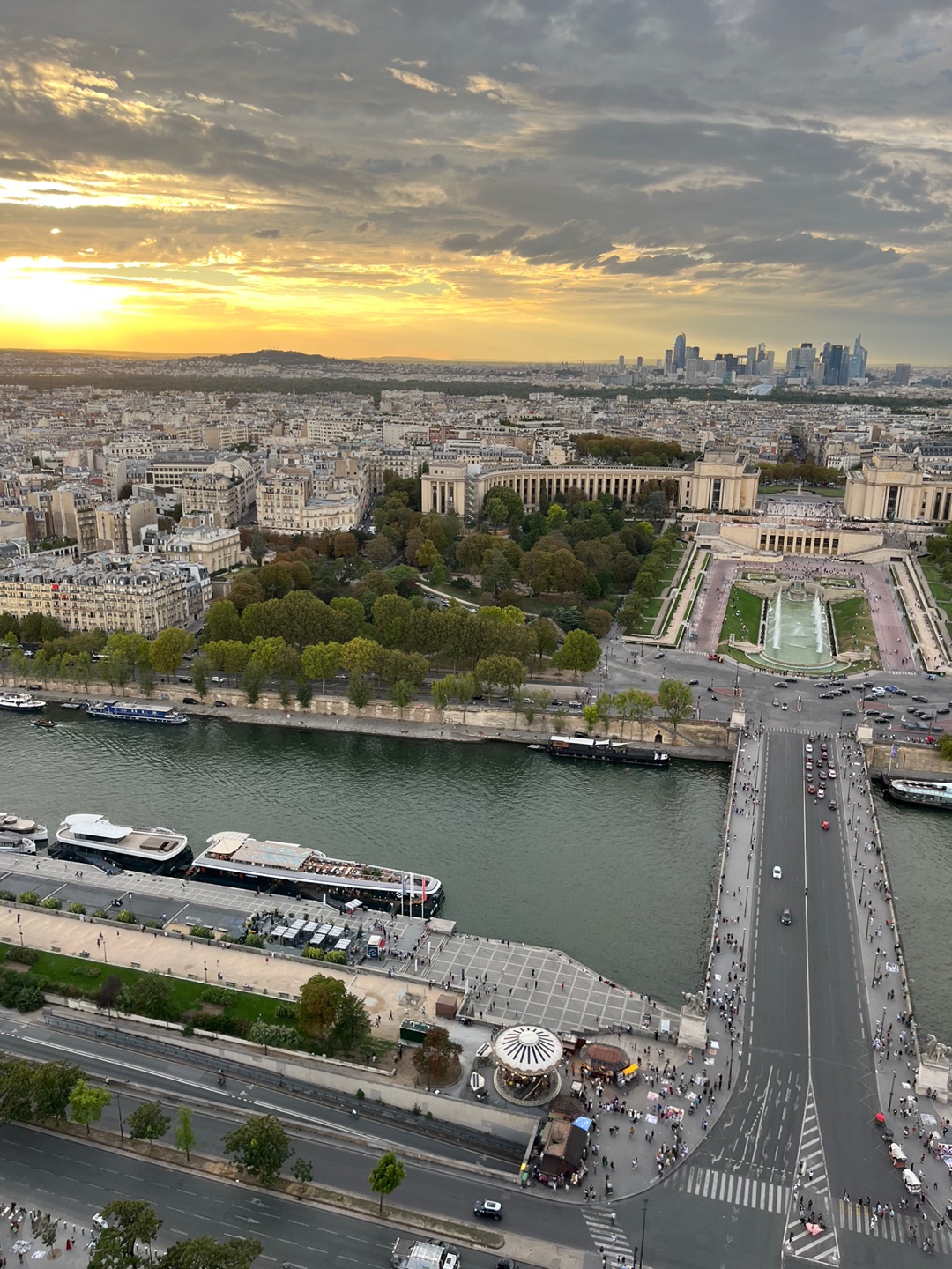 프랑스 파리 에펠탑 정상에서 바라본 풍경(2)
