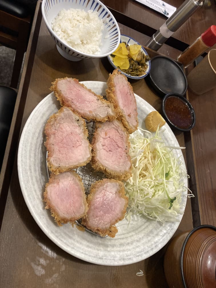 크레이지카츠현대백화점 이미지